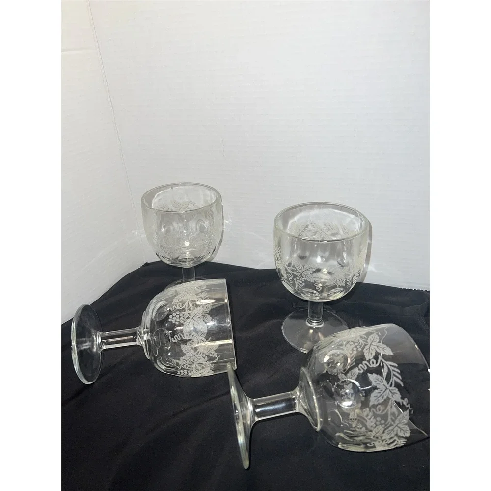 4 Bartlett Collins Goblet Grapevine  Design Vintage Thumbprint Glass